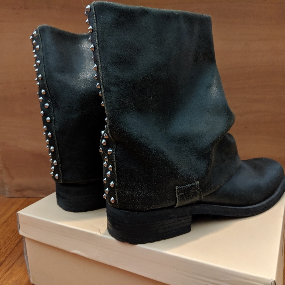 Olive green leather boots with stud detail